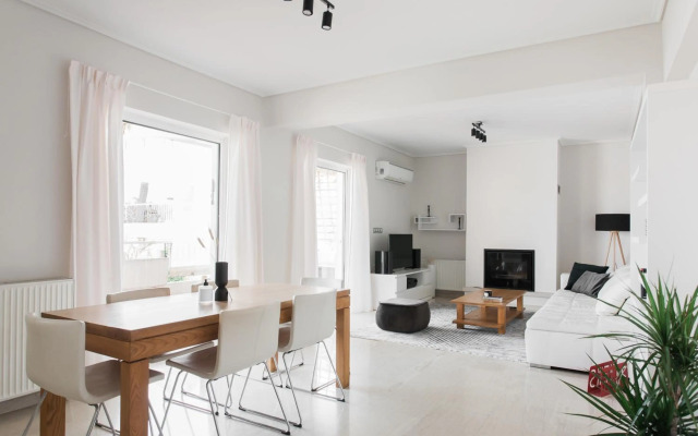 Alluring 2BR Apartment in Marousi by UPSTREET