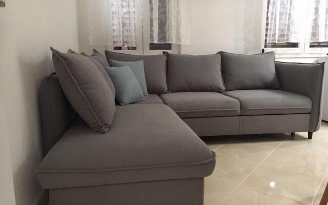 Toni - 150m From Pebble Beach - A1 Veliki