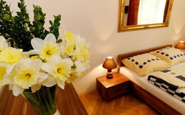 P&J Apartamenty Św. Krzyża