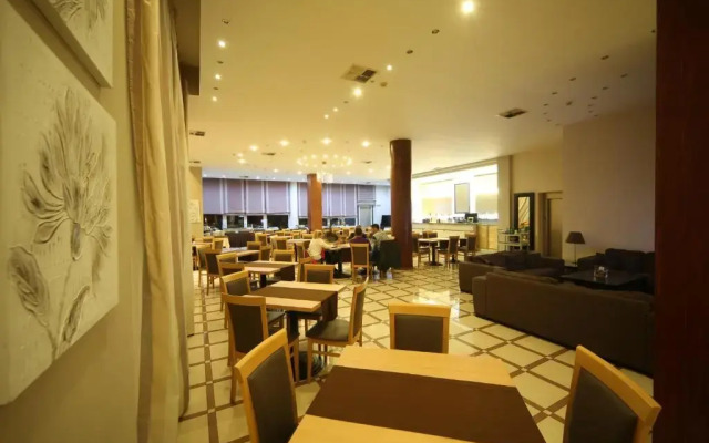 Athina Airport Hotel