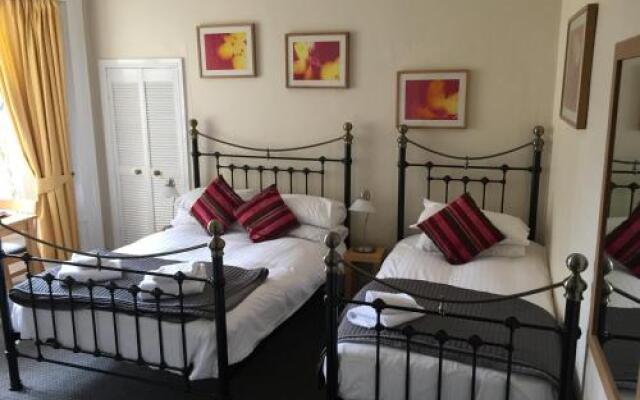 Abingdon & St Georges Guesthouse