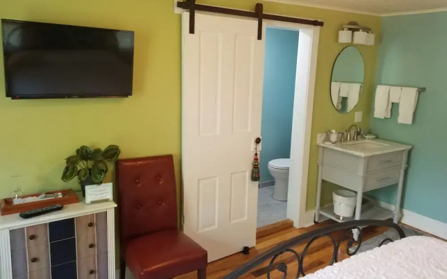 The Blackberry Inn Bed & Breakfast