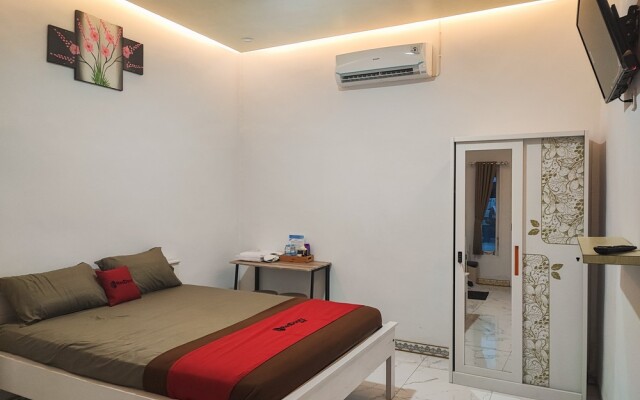 RedDoorz Syariah @ Naffa Homestay