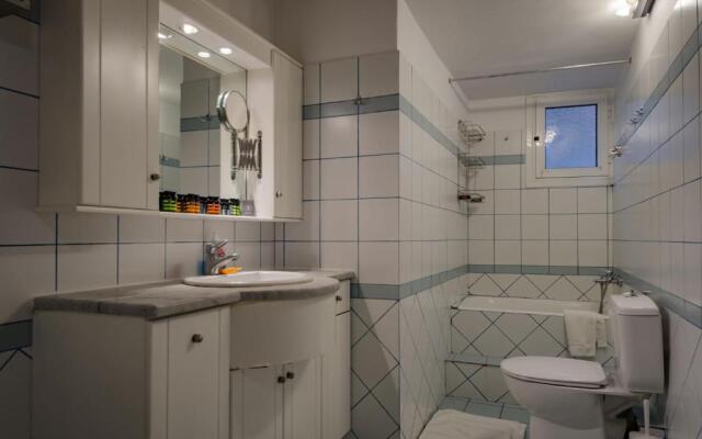 Ev Zin Apartement Dafnon