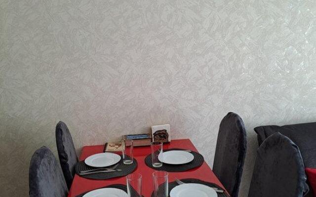 Я к Вам на улице Крылова 17 корпус 4