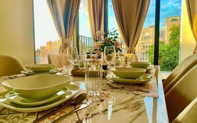 One Lux Stay Near Antwerp Central - 3 Bedroom 1.5 Bathroom