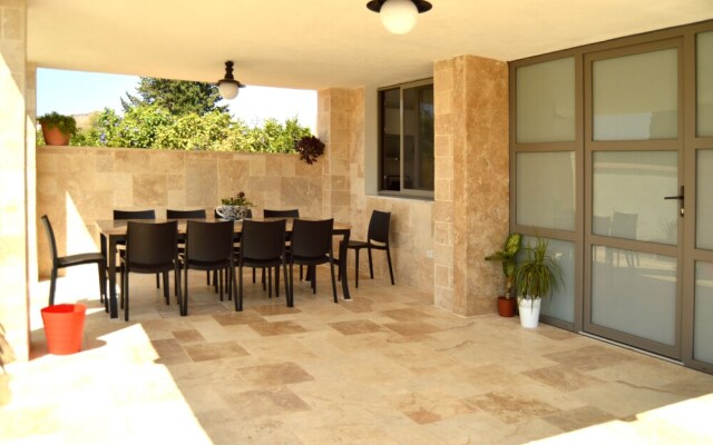 Important Group Villa BD469 4 Bedrooms