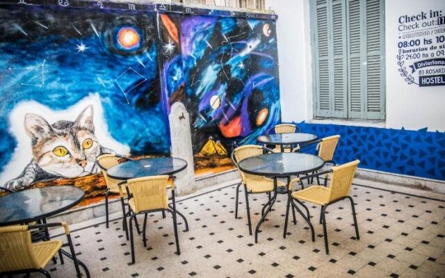 83 Rosario Hostel