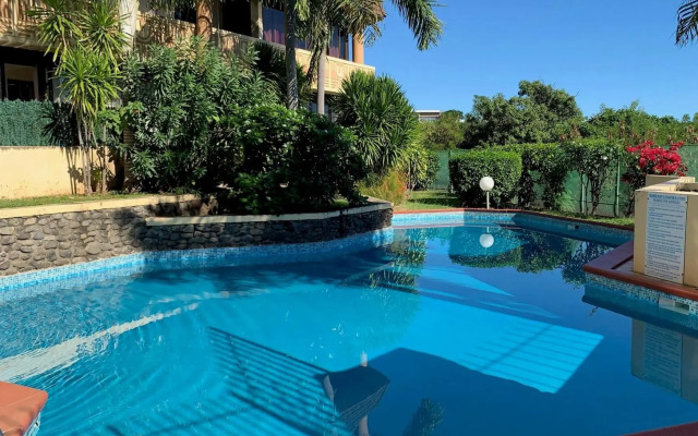 Tunui City Apartment - Quiet & Pool