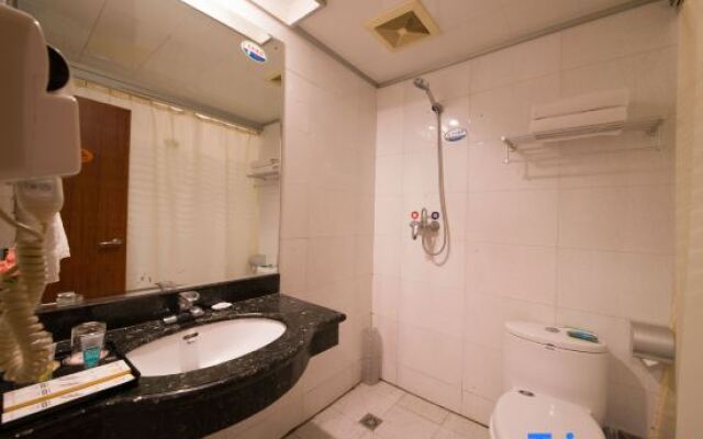 Huabin Huanlian Hotel (Jinan Beiyuan Street)