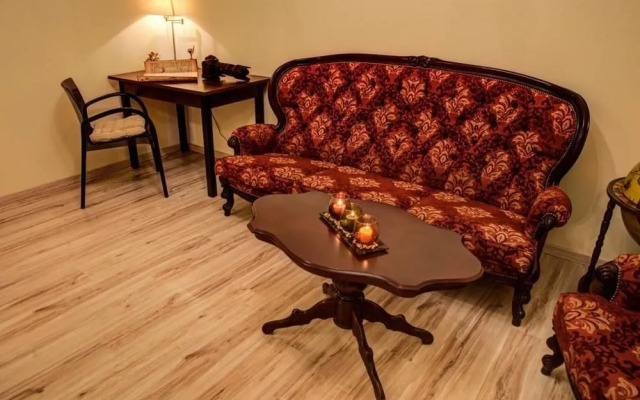 Five Stars Apartments