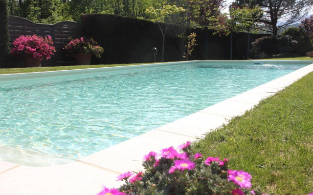 Rosta Residence Ranverso