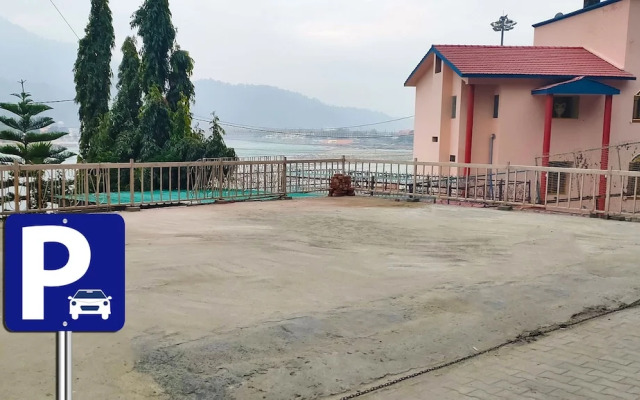 Yog Niketan by Sanskriti