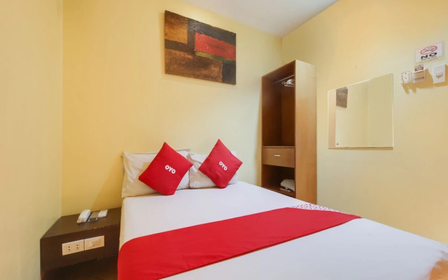 OYO 902 Comfy Inn Manila