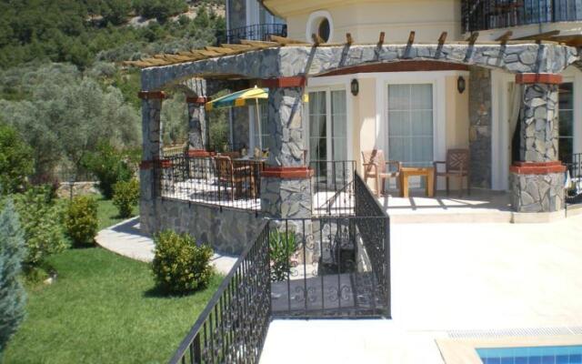 Sevgililer Evi
