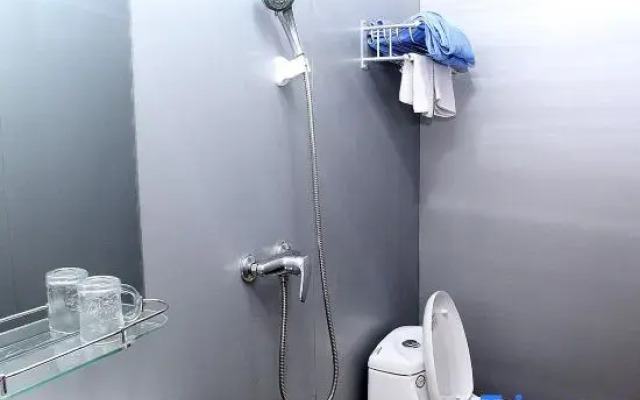 Ping'an Yijiaren Hostel