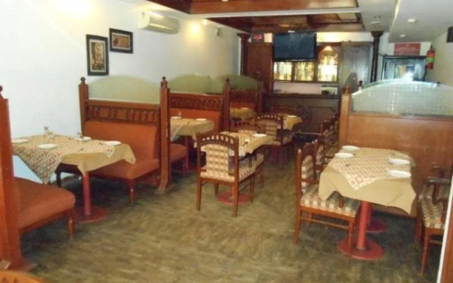 Hotel Le-Crown