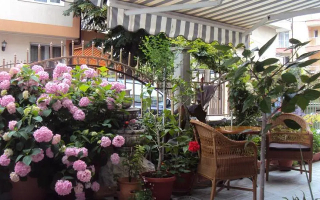 Guest House Villa Roza