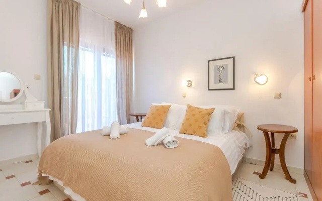 Amazing Home in Ugljan With Wifi and 4 Bedrooms