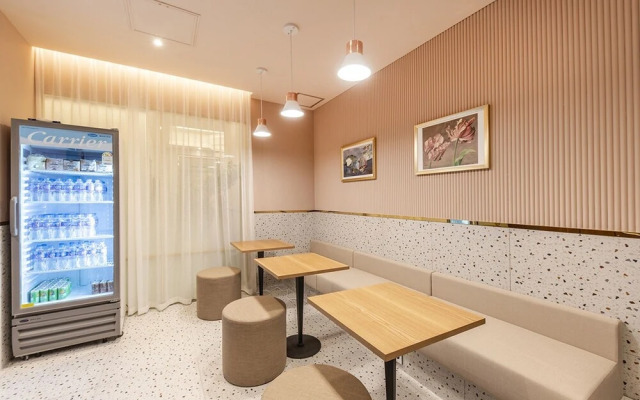 Busan Jeonggwan Brown Dot