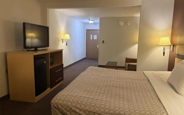 Surestay By Best Western Obetz Rickenbacker Airport