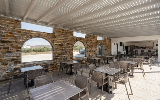 Naxos Rooms Studios Apolafsi