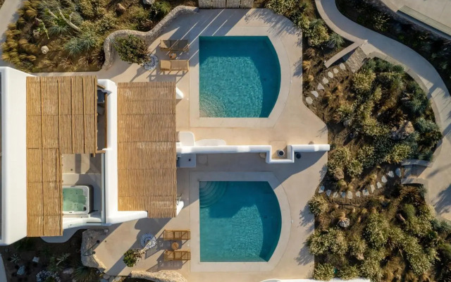 Blue Pearls-Adults Only Luxury Suites