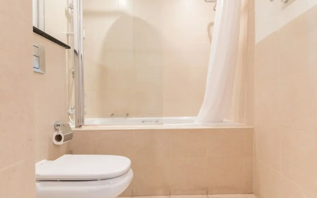 Maison Privee - 8 Boulevard