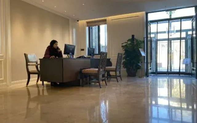 Gubei Residence Hotel
