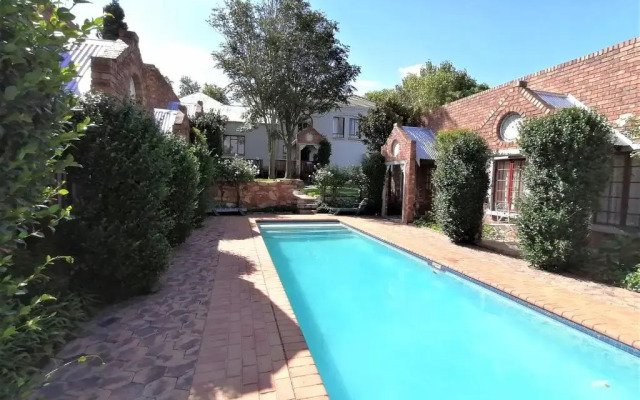 Van Dykshuis Guest House