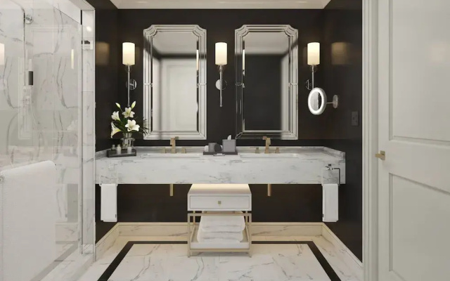 The LaSalle Chicago, Autograph Collection by Marriott