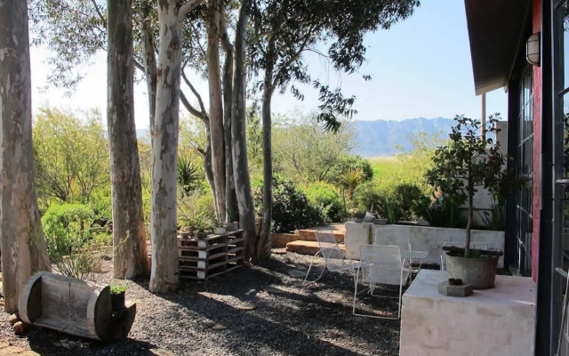 Essere Lodge Guest House