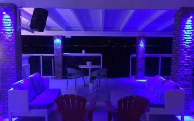 Rodini Beach Hotel