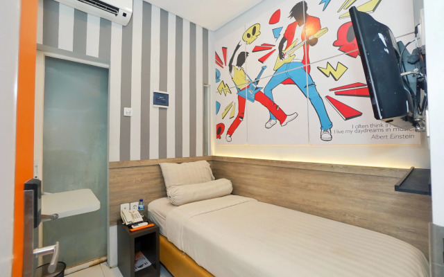 Front One Cabin Tirtonadi Solo