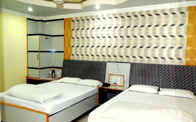 Hotel Samrat