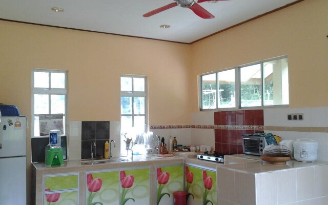Kapal Terbang Guest House