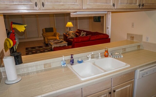 Captiva 3 Bedroom Apartment by BnD