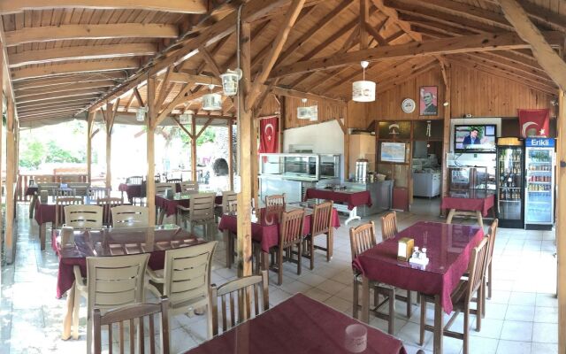 Baris Pension & Bungalows