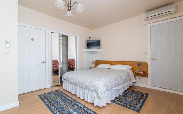Apartments Mijajov Dvor