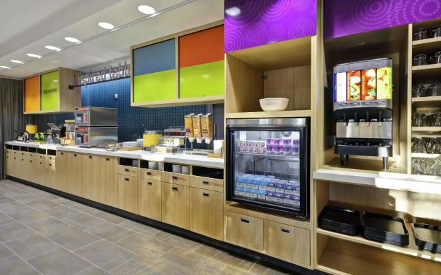 Home2 Suites by Hilton Queensbury Lake George