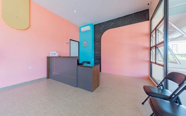 Sans Hotel Berau Square