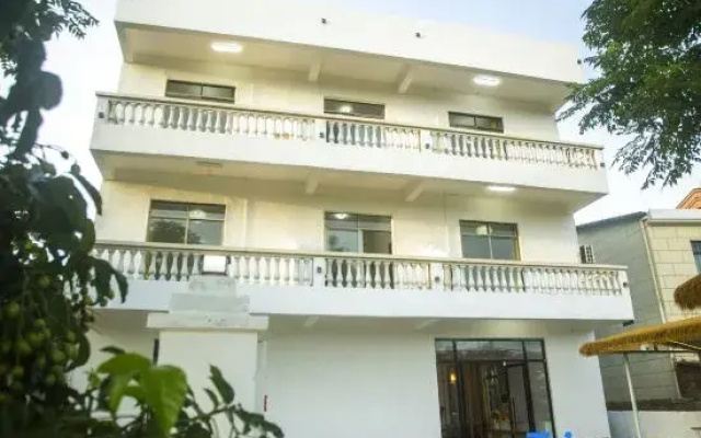 Weizhou Island Banxia Yunjian Homestay (Shell Beach)