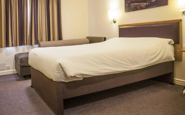 ibis Wakefield East-Castleford