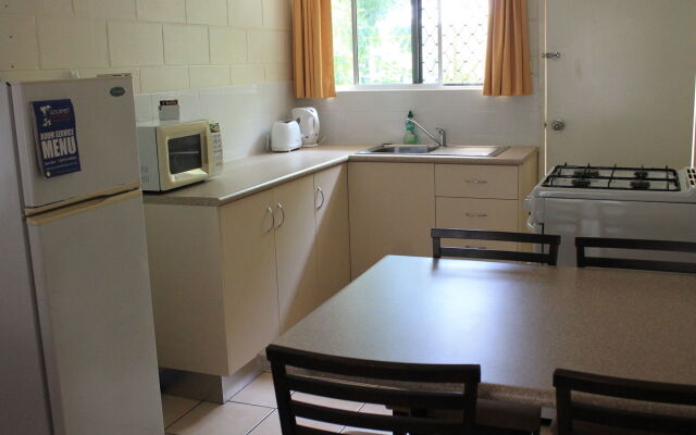Oasis Inn Cairns
