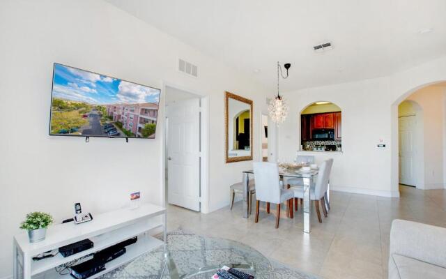 Updated Condo Near Conv Ctr, I-drive & Universal!