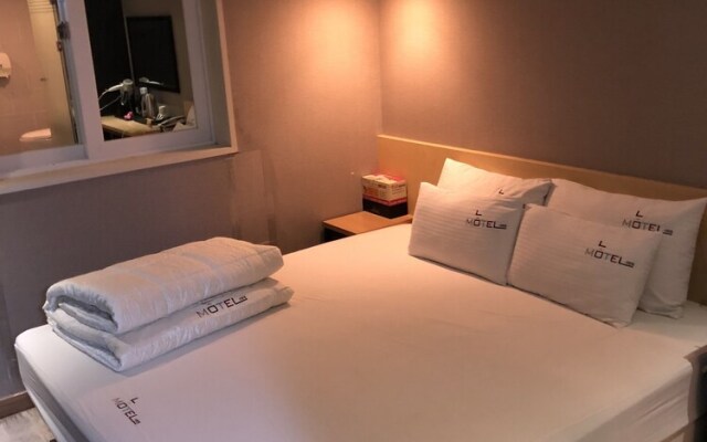 NoM Motel