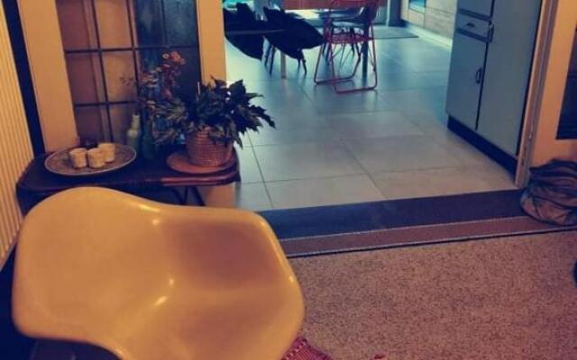 karaktervolle woning met zwembad te Ronse
