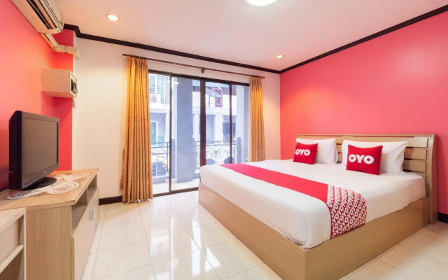 Oyo 75327 Diyana Residence