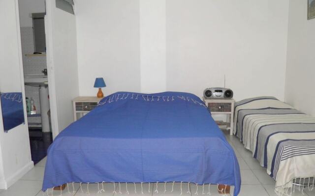 Studio in St Paul , with Wonderful Sea View, Enclosed Garden And Wifi - 8 Km From the Beach