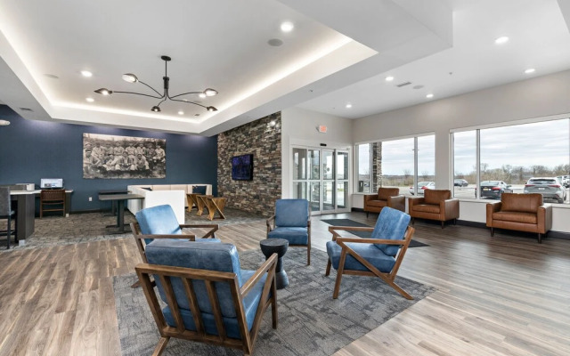 Holiday Inn Express Kansas City North Parkville An IHG Hotel
